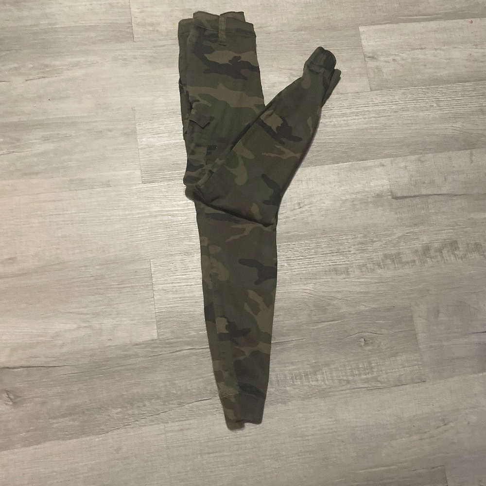 Army cargo pants